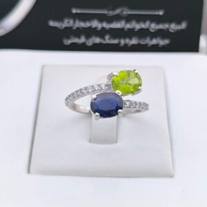 انگشتر نقره با نگین زبرجد ، یاقوت کبود 	N141439